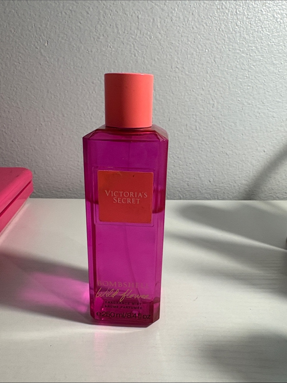 Victoria's Secret Bomshell Wild Flower Fragrance Mist 8.4 oz  RARE!!